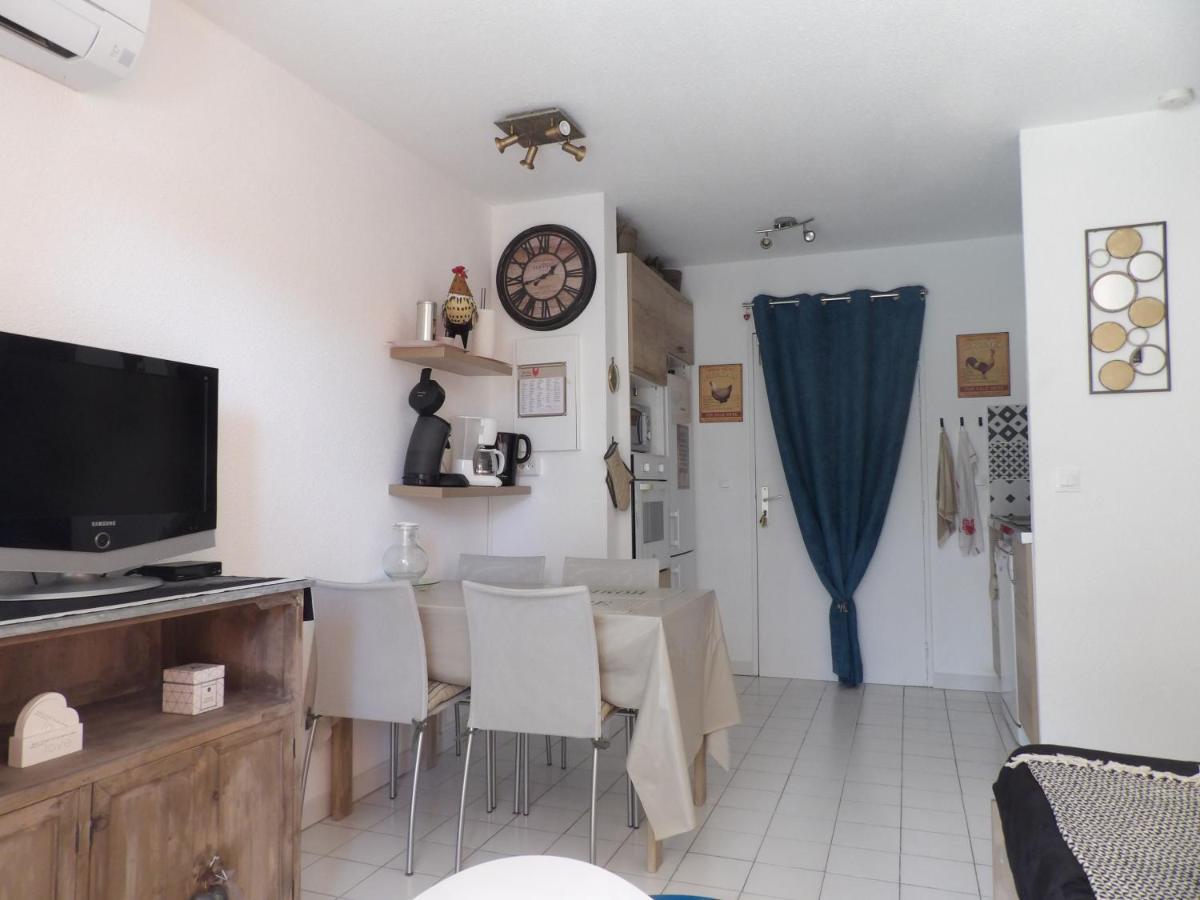 Appartement T2 Dans Residence Avec Piscine Et Tennis Saint-Raphael  Bagian luar foto